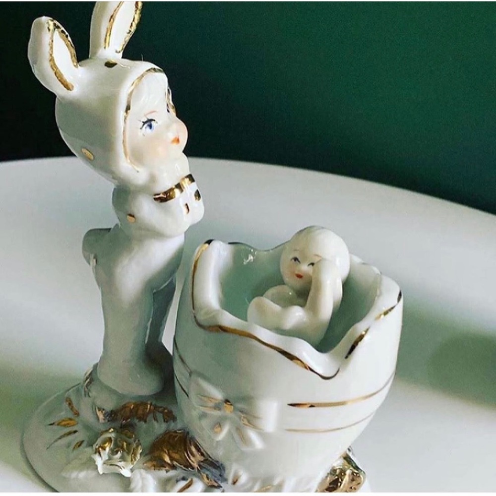 Vintage Sri Lanka Easter Figurine